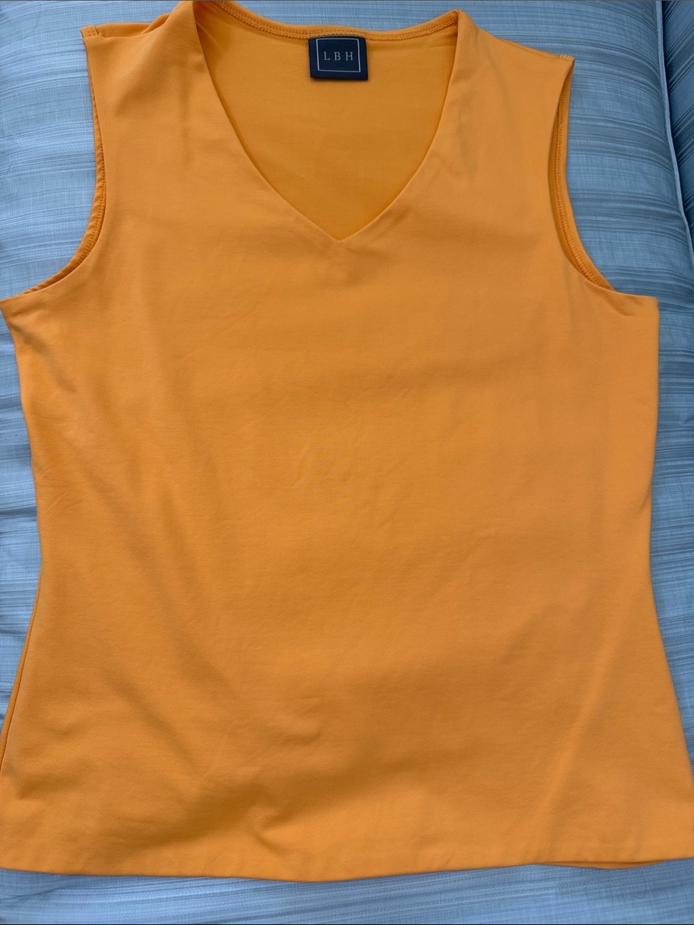 LBH Women's V-Neck Sleeveless Tank - size Small